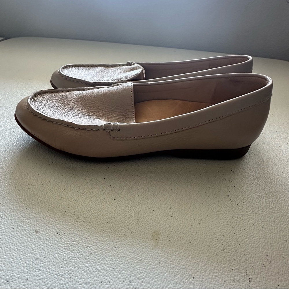 Dansko Women's Cream Loafers